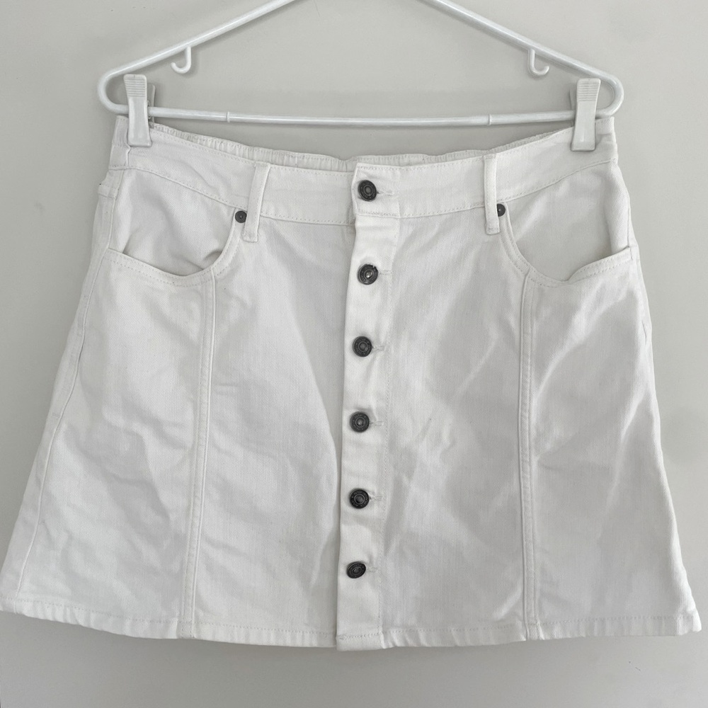 AERIE White Button-Front Denim Skirt